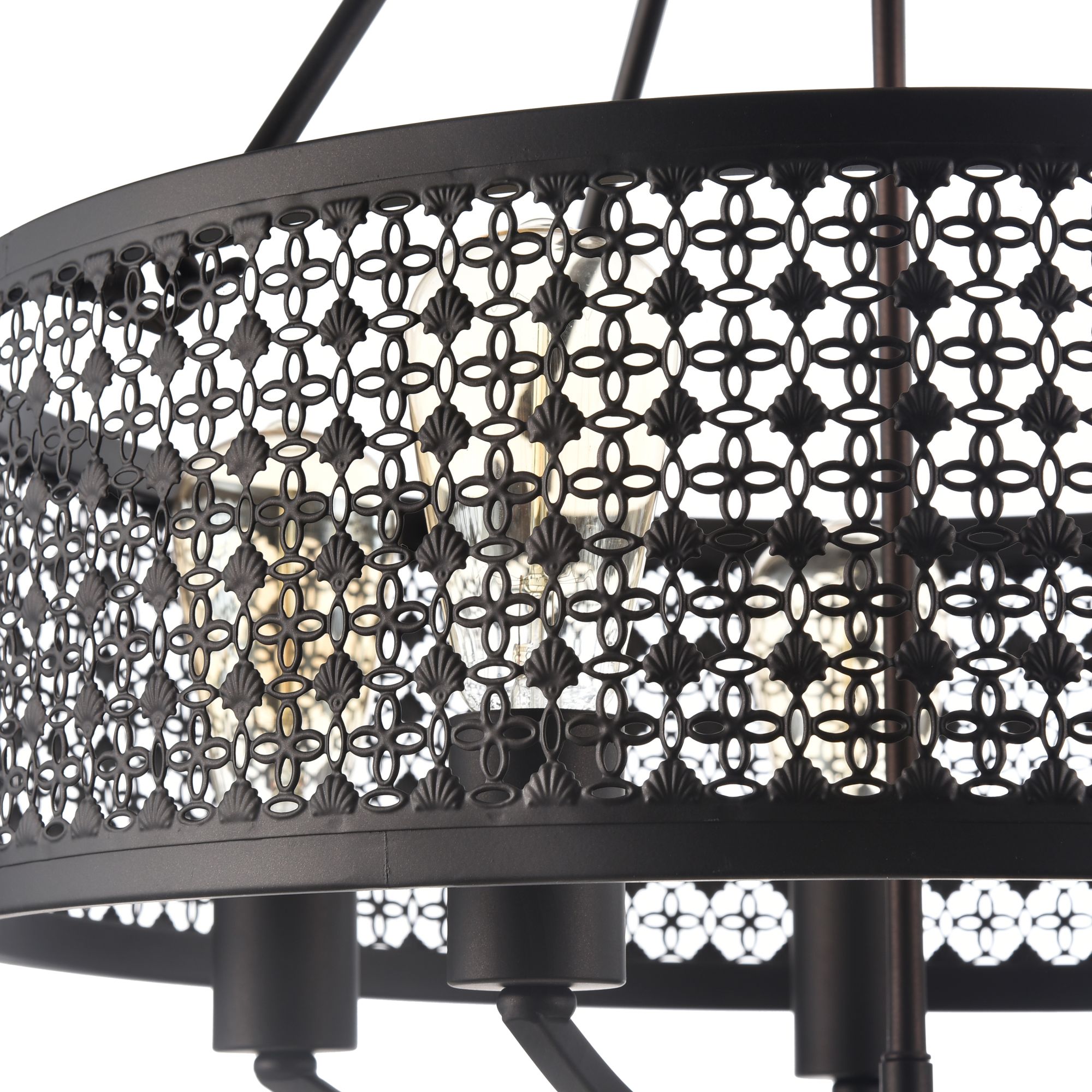 придают светильникам строгий