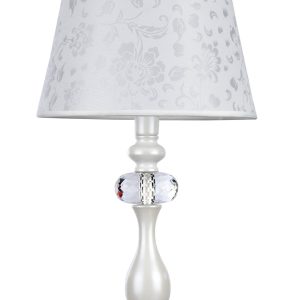 Серия выполнена в классическом стиле. В дизайне люстр и бра сделан легкий цветовой акцент на цепочки из мелких бусин и прозрачные розовые кристаллы. Торшер и настольная лампа имеют строгий и лаконичный дизайн. Все изделия серии