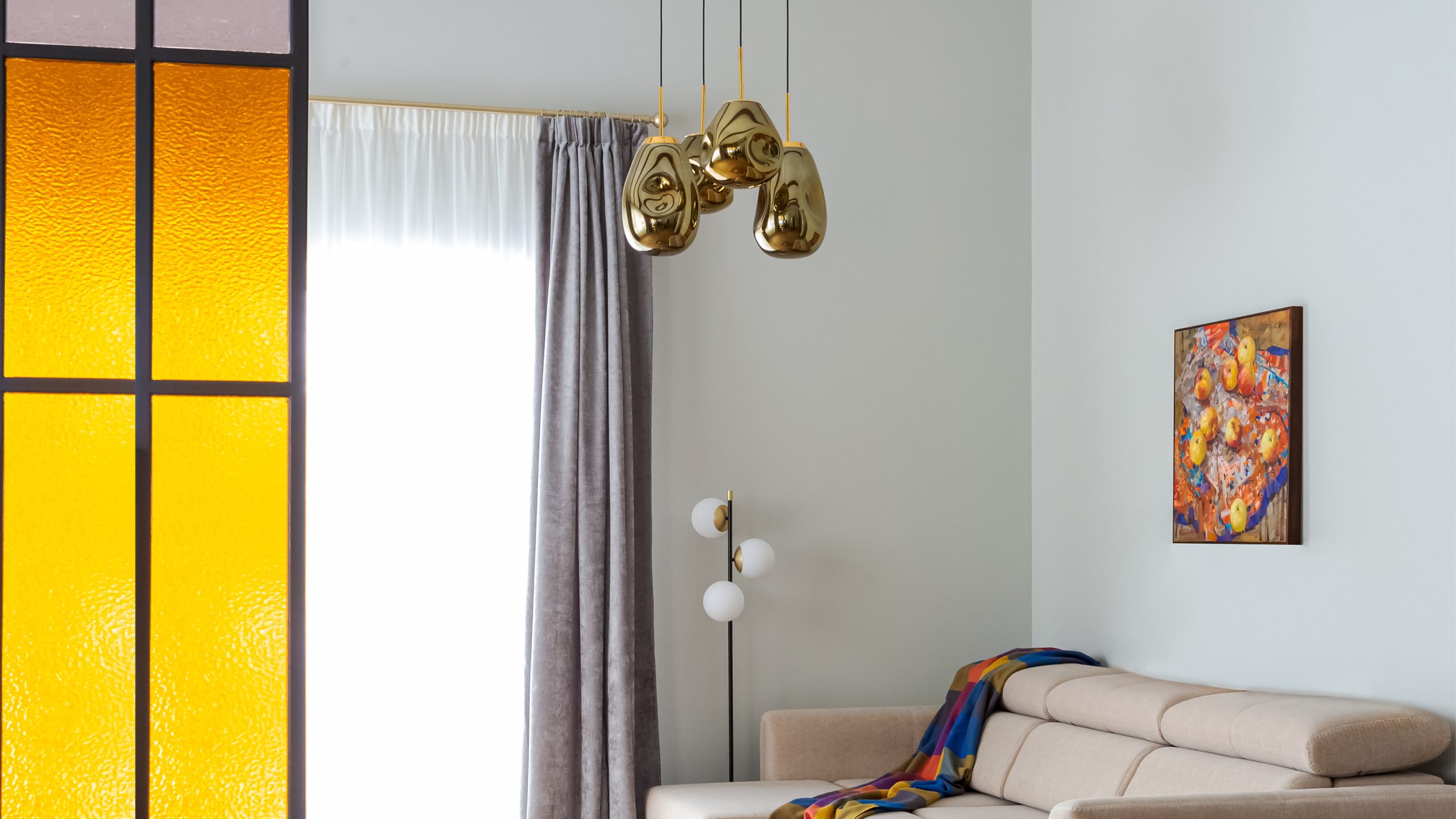 Напольный светильник (торшер) Nostalgia E14х3 40Вт Напольный светильник (торшер) Maytoni MOD048FL-03G — изображение 2