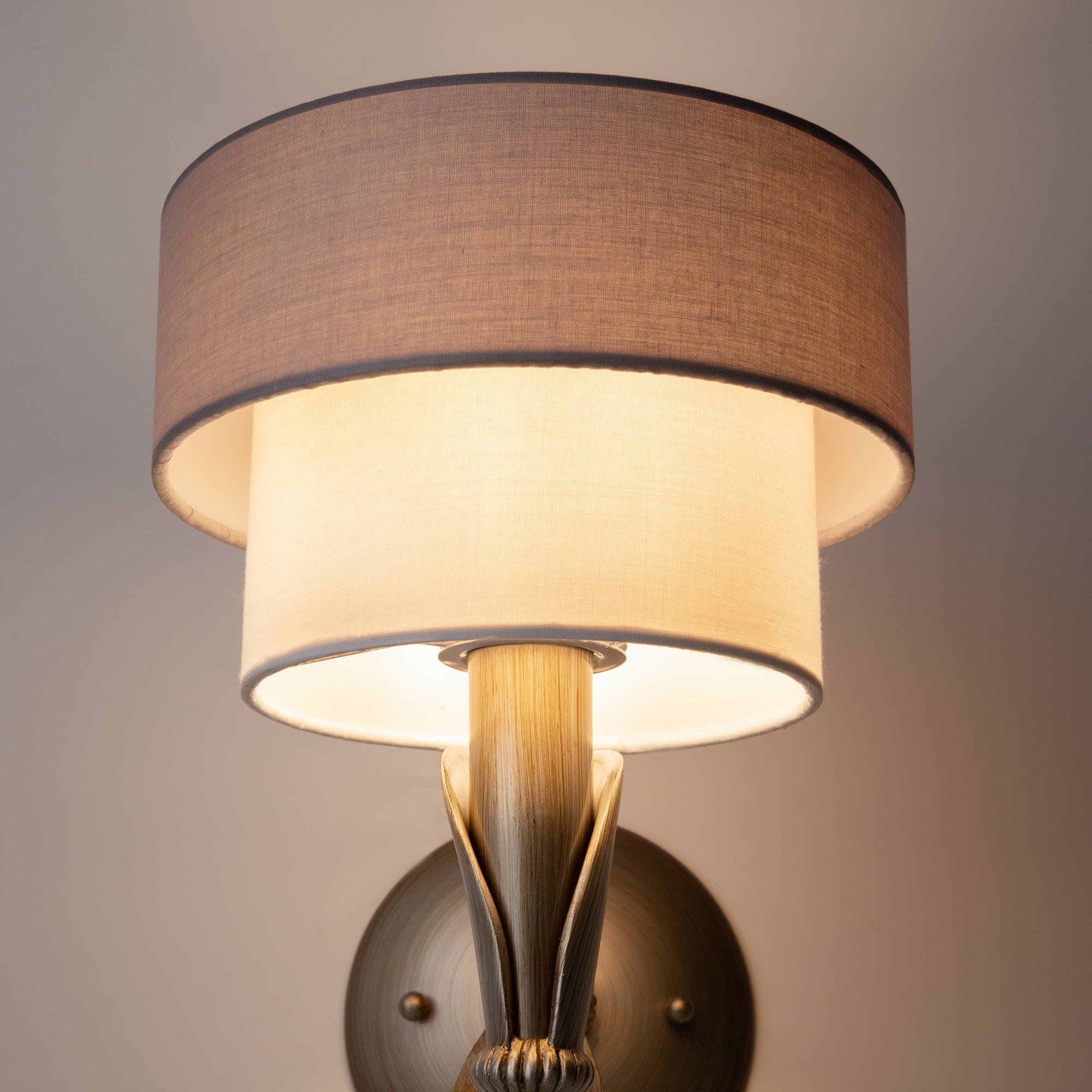 Настенный светильник (бра) Lillian E14х1 40Вт Настенный светильник (бра) Maytoni H311-01-G — изображение 3