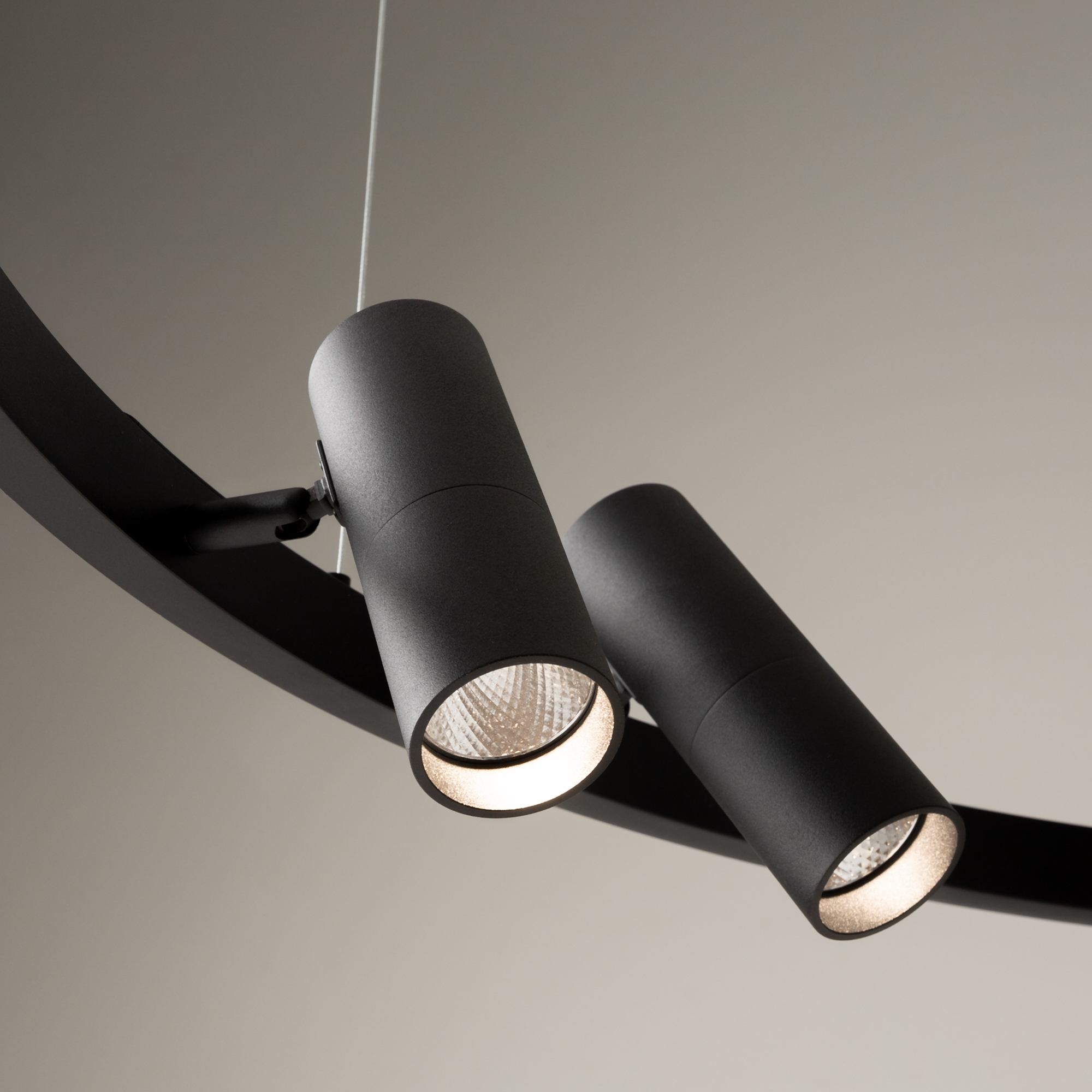 Подвесной светильник Satellite 3000-4000К 40Вт Подвесной светильник Maytoni MOD102PL-L42BK — изображение 3