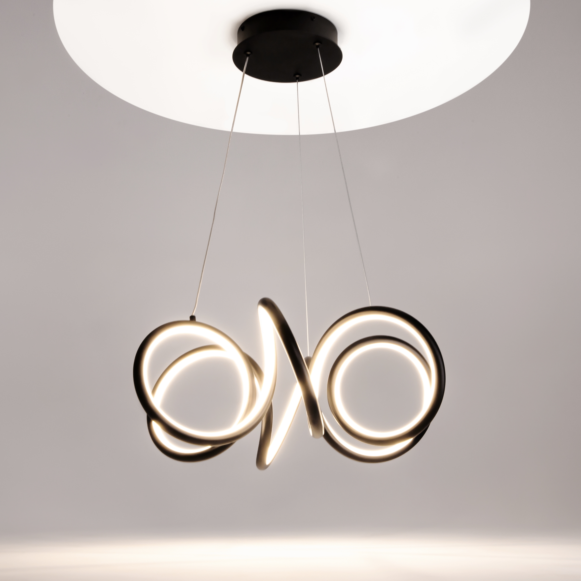 Подвесной светильник Curve 3000-4000К 52Вт Подвесной светильник Maytoni MOD241PL-L60BK — изображение 2