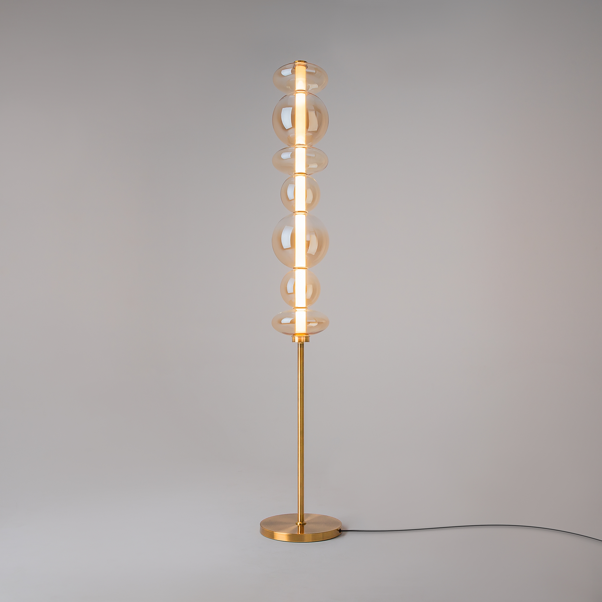 Напольный светильник (торшер) Futuro 3000К 40Вт Напольный светильник (торшер) Maytoni MOD307FL-L40BS3K — изображение 3