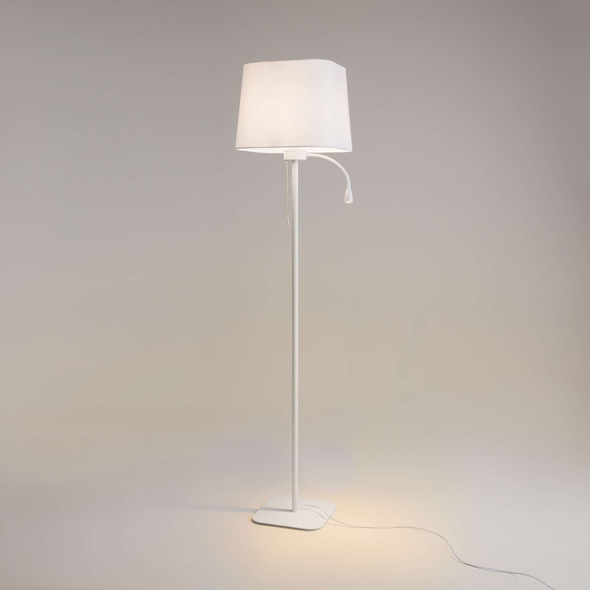 Напольный светильник (торшер) Farel E27х1 60Вт Напольный светильник (торшер) Maytoni Z001FL-L3W-1W — изображение 4